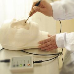Simulador Avanzado de Hemorragia Nasal c/ Sensor Electrónico
